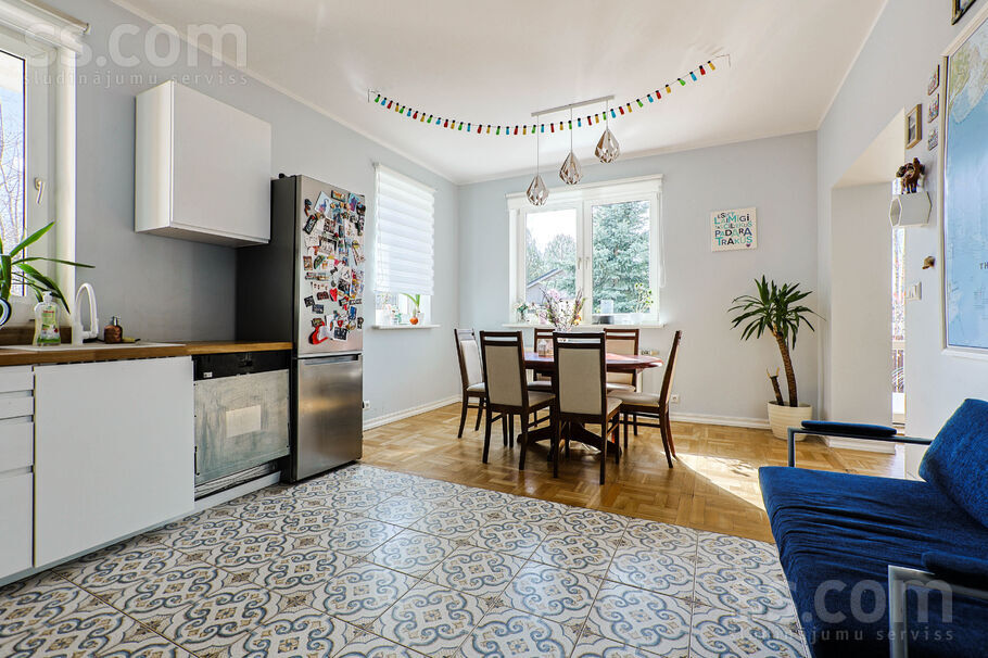 Magnoliju iela 15, Rīgas rajons, Baloži — maja