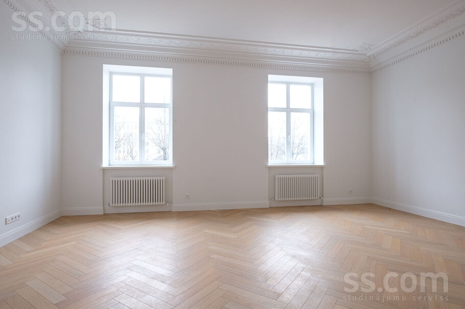 Raiņa bulv. 27, Rīga — dzivoklis