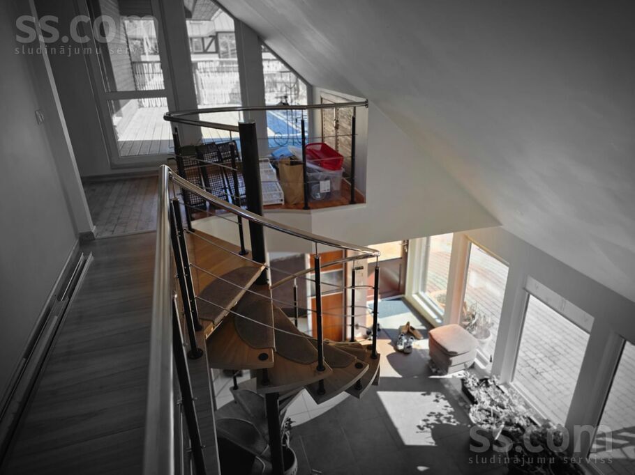 Ābeļu 3, Liepāja un raj., Liepāja — maja