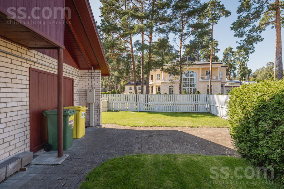 Zvejnieku 1, Jūrmala — maja