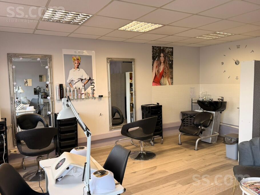 Brīvības gatve 386, Rīga, Jugla — telpa