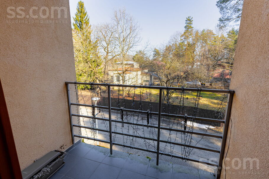 Jūrkalnes 75, Rīga — maja