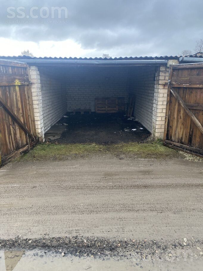 Berzu 22, Bauska un raj., Bauska — telpa