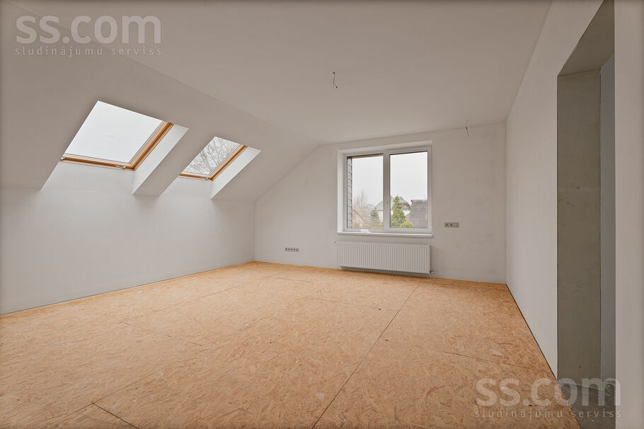 Rūpniecības iela 19, Jelgava un raj., Jelgava — maja