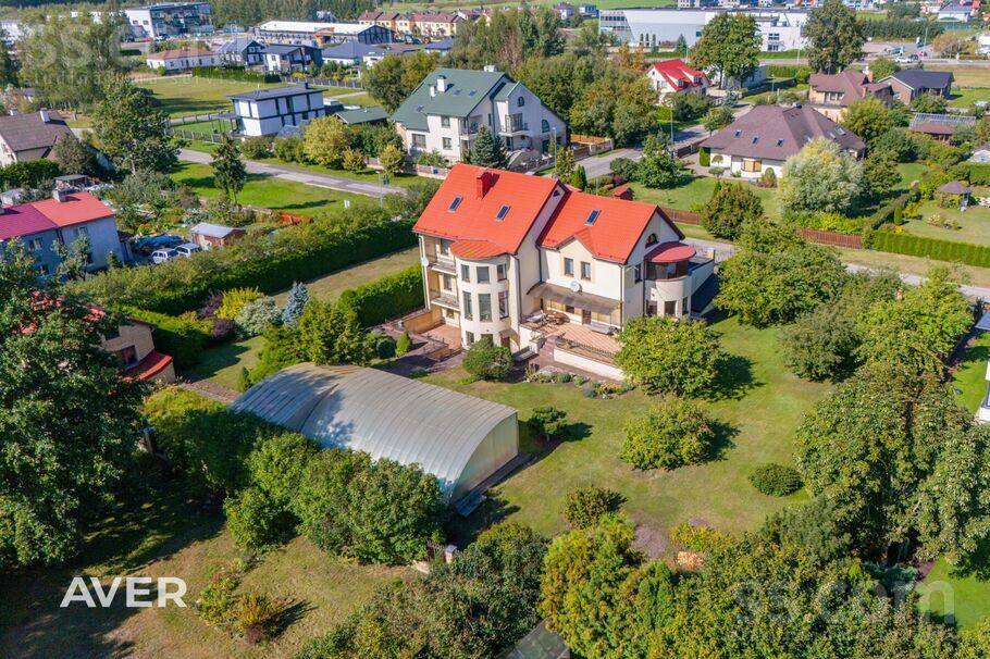 Liliju iela, Mārupe, Rīgas rajons, Mārupes pag. — maja