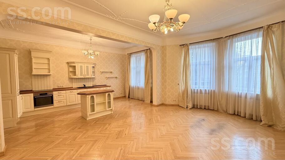 Baznīcas 27/29, Rīga — dzivoklis