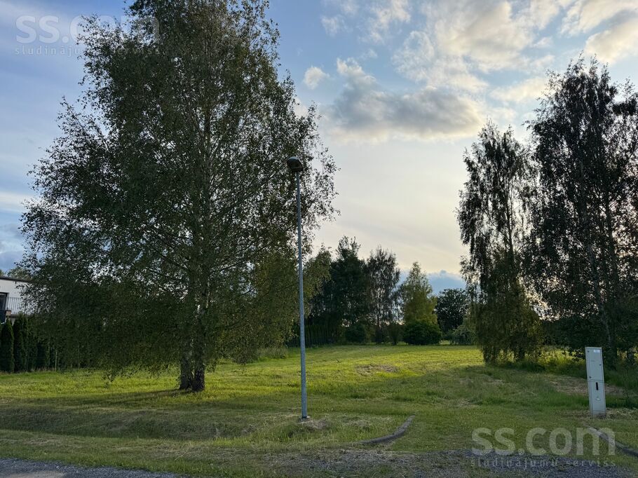 Vilku iela 3, Iecava, Bauska un raj., Iecavas nov. — zeme