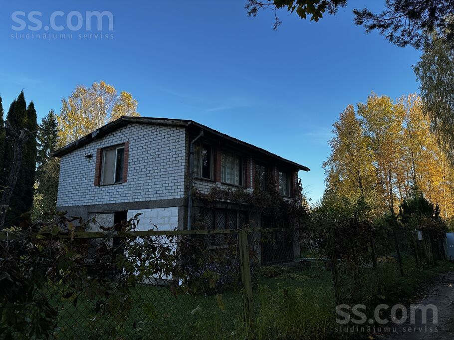 Roze 78, Roze, Rīgas rajons, Saulkrastu l. t. — maja