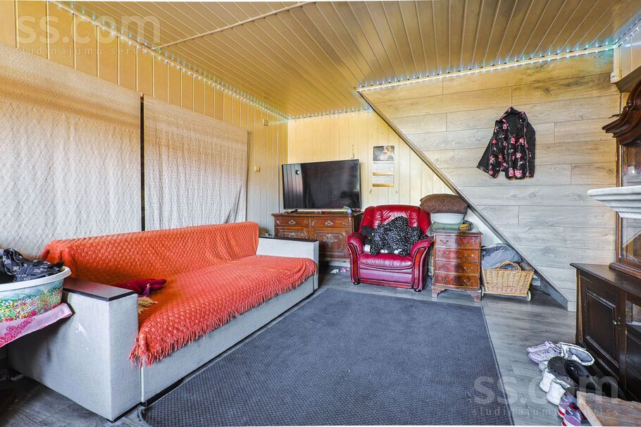 Liepupes iela 16, Rīgas rajons, Saulkrasti — maja