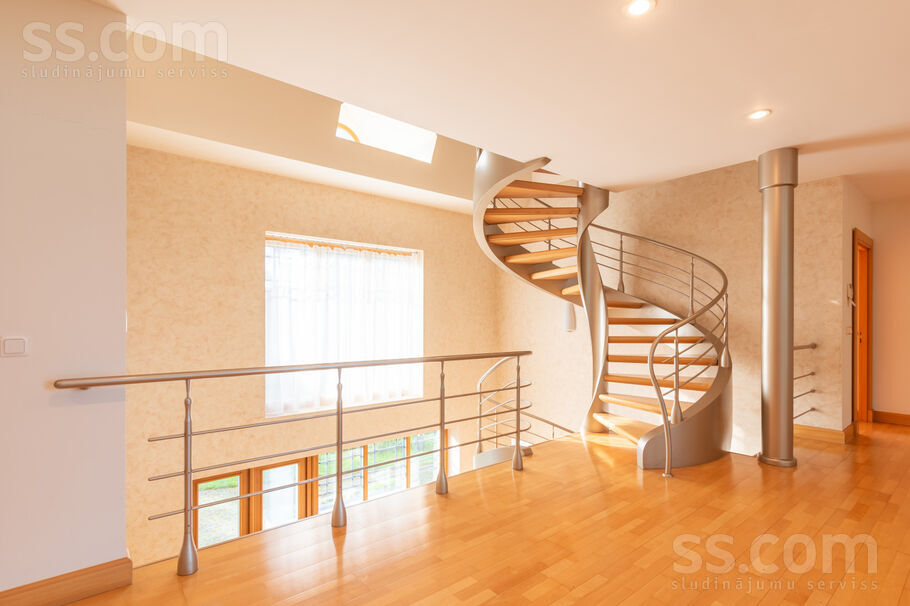 Parka iela 2, Jūrmala — maja