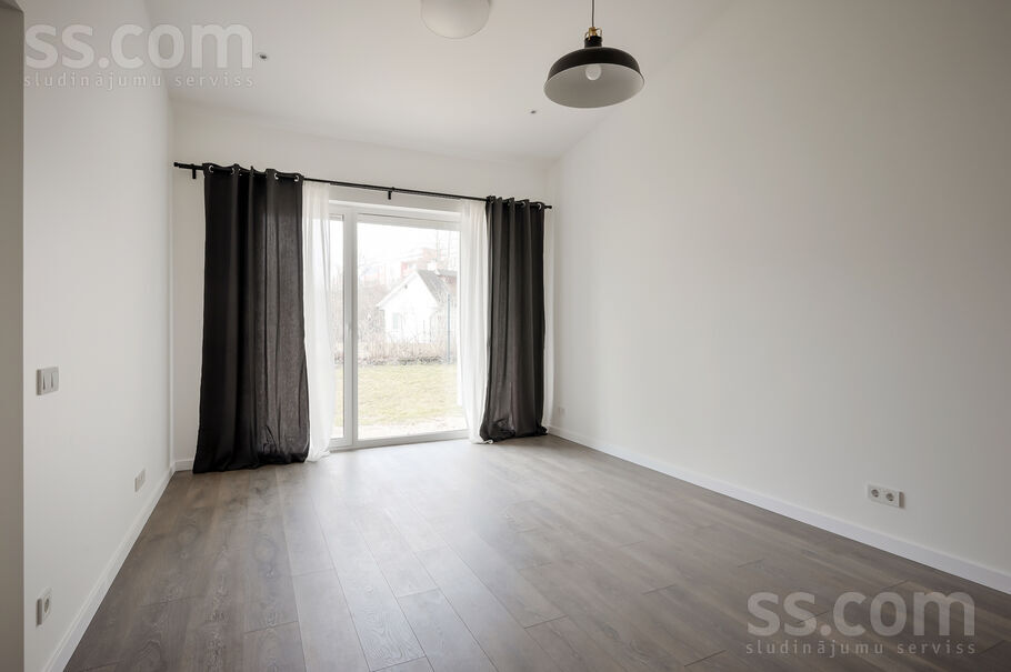 Raiņa iela 114 k-2, Jūrmala — maja