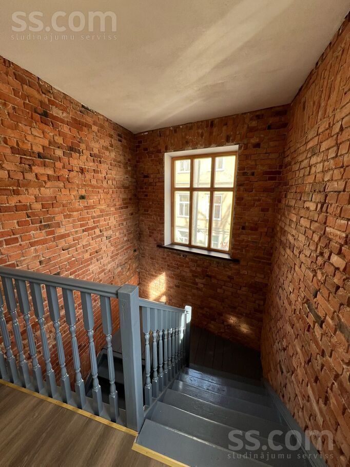 Republikas 27, Liepāja un raj., Liepāja — dzivoklis