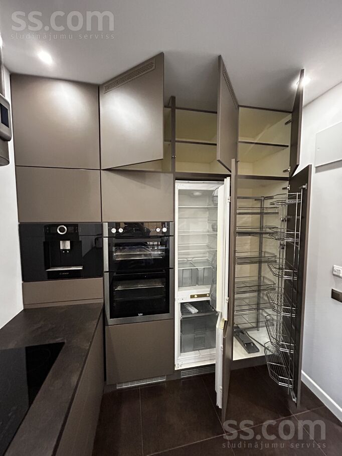 Salenieki 32, Jaksti, Rīgas rajons, Salaspils l. t. — maja