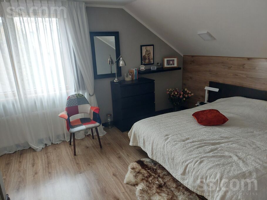 Upmaļu, Ogre un raj., Ikšķile — maja