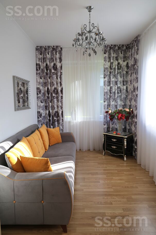 Alejas 15, Mežāres, Rīgas rajons, Babītes pag. — maja