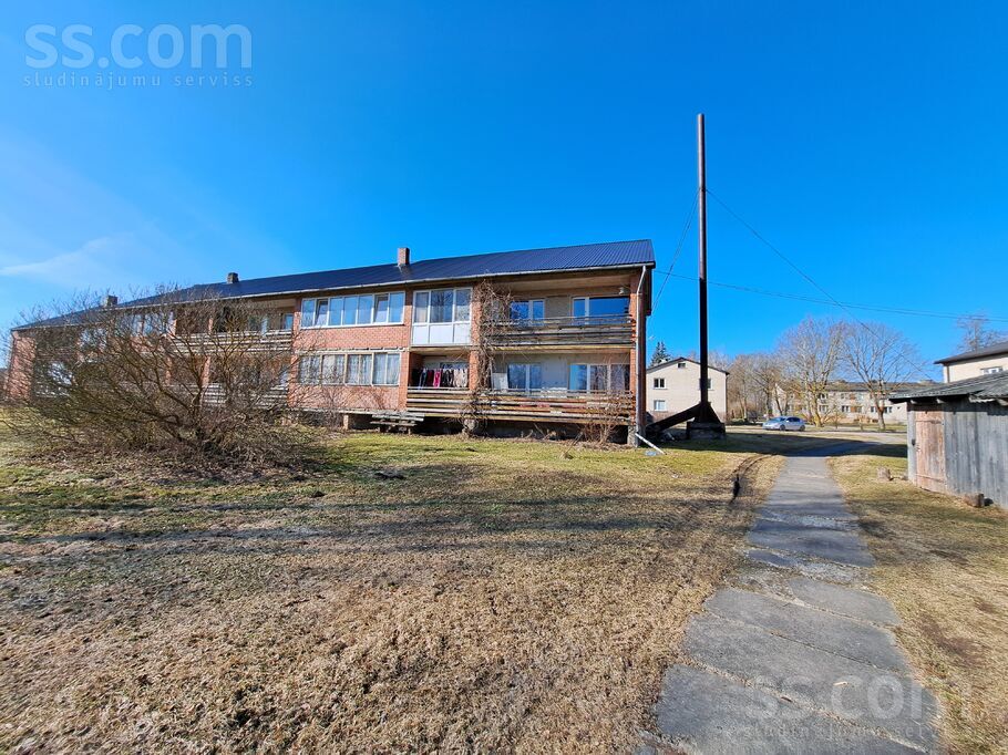 7 3, Auri, Dobele un raj., Auru pag. — dzivoklis