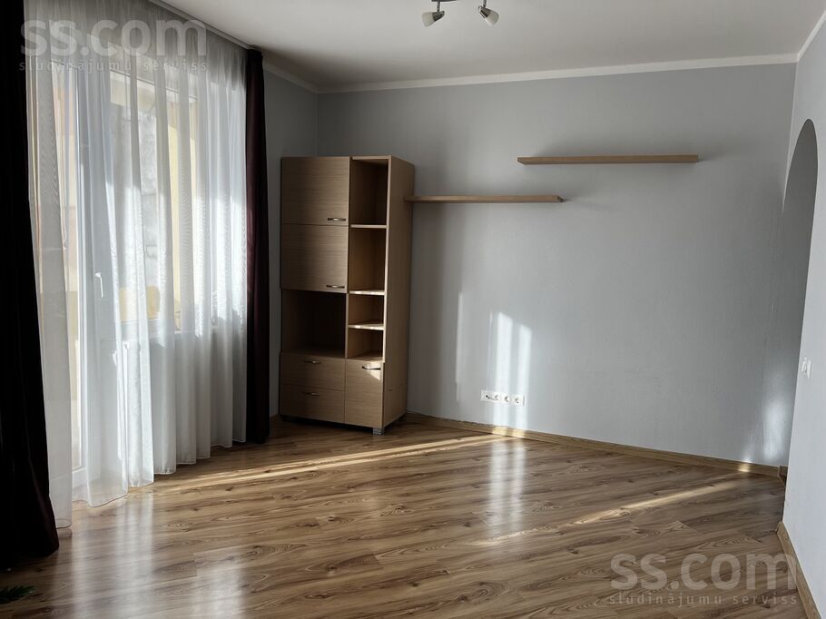 Ezera 14, Sēme, Tukums un raj., Sēmes pag. — dzivoklis