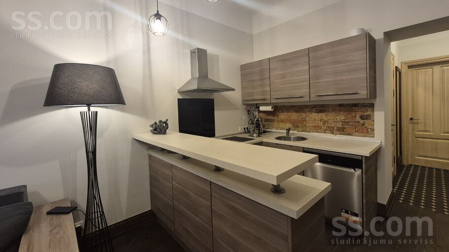 Lāčplēša 54, Rīga — dzivoklis