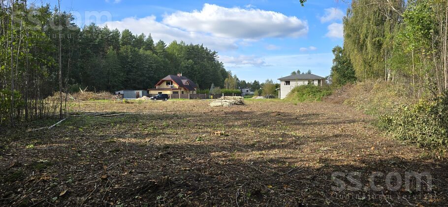 Beberbeķu, Rīga — zeme