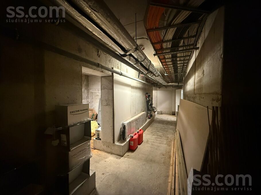 Anniņmuižas 7, Rīga, Zolitūde — telpa