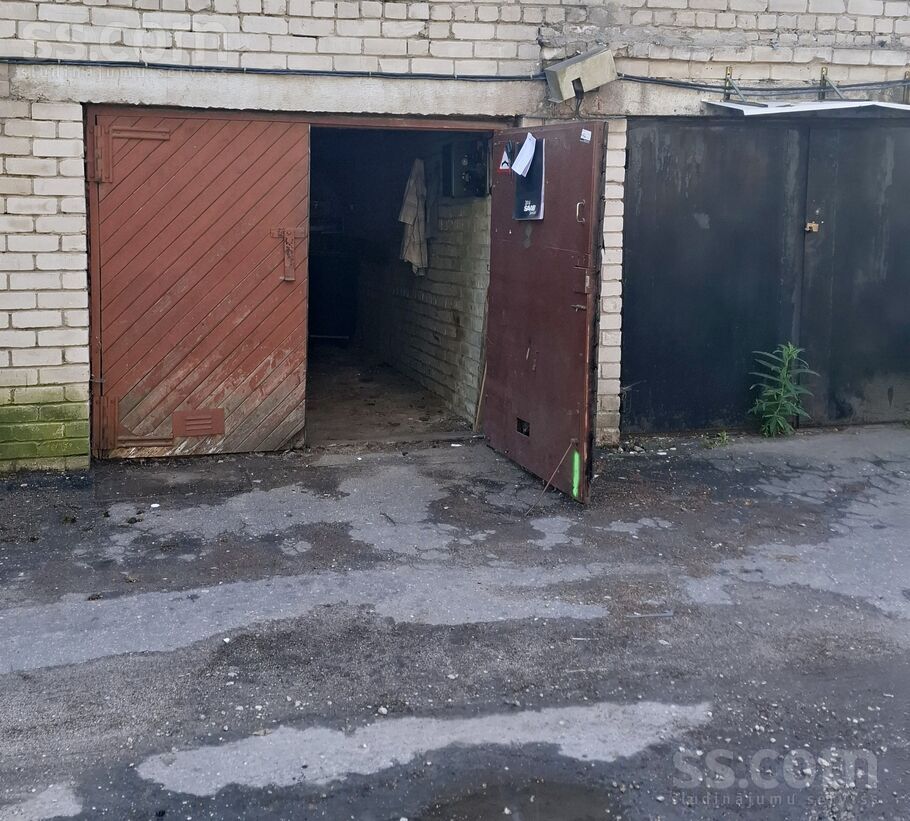 Kleistu 44, Rīga, Imanta — telpa