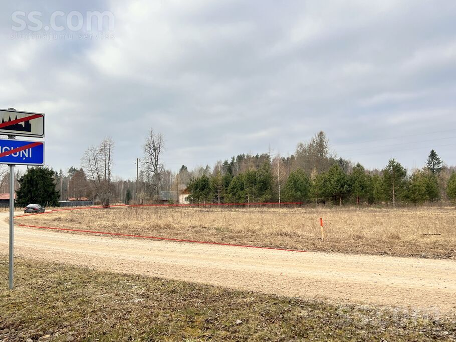 Uguni 1, Bērzciems, Tukums un raj., Engures pag. — zeme