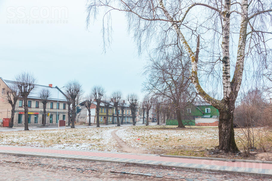 Raiņa 38/40, Liepāja un raj., Liepāja — zeme