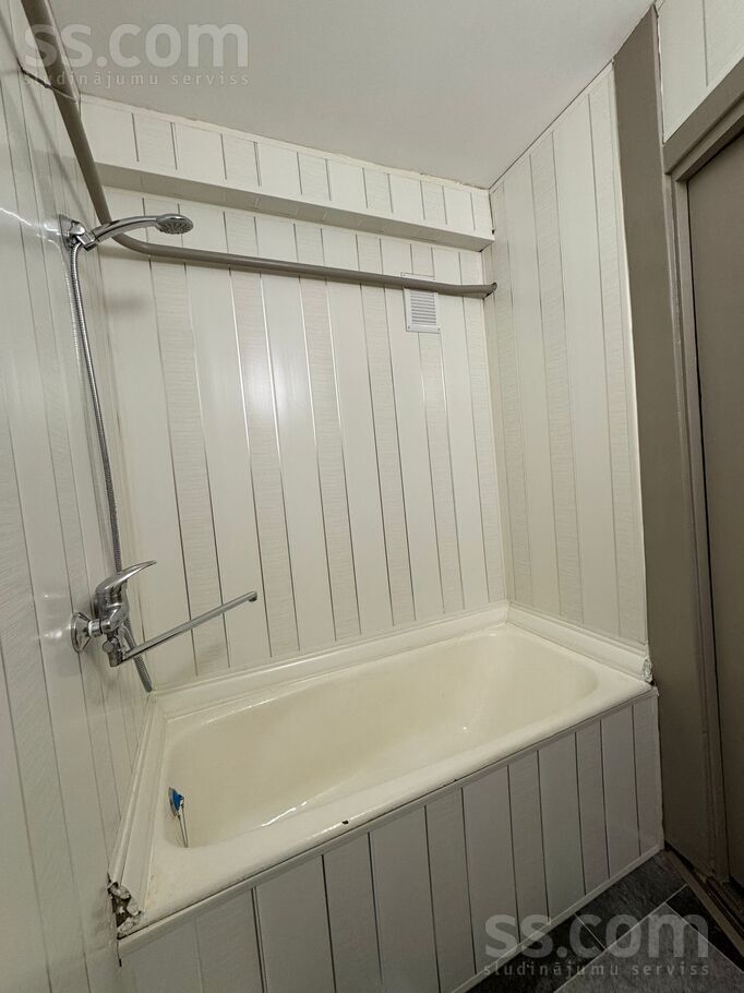 Jātnieku iela 42, Daugavpils un raj., Daugavpils — dzivoklis