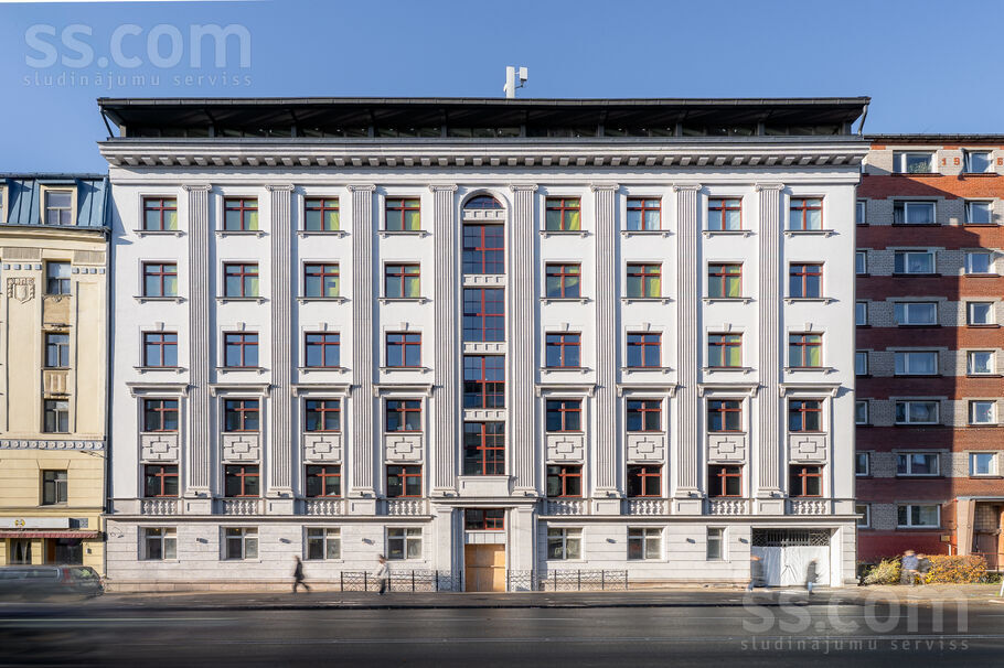 Pulkv. Brieža 15, Rīga — dzivoklis