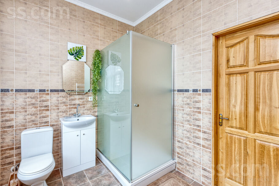 Rožkalni 2, Ogre un raj., Birzgales pag. — maja