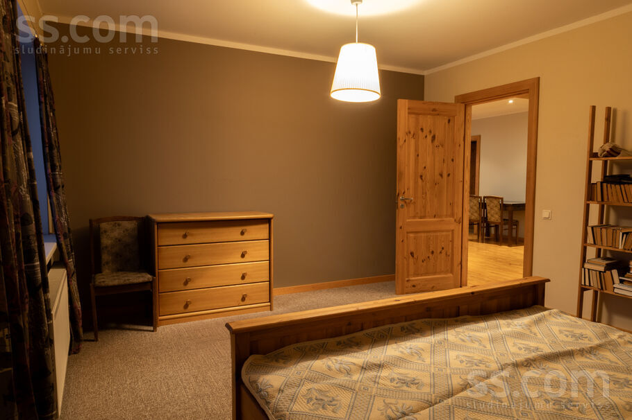 Griezes iela 10, Rīgas rajons, Sigulda — maja