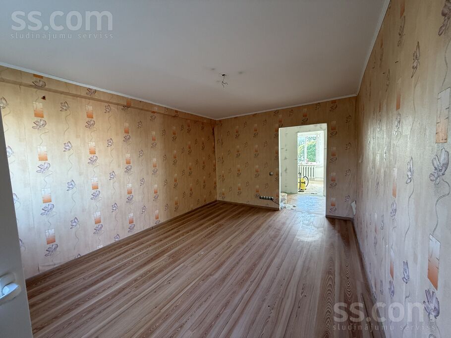 Viesturu 13, Sala, Jēkabpils un raj., Salas pag. — dzivoklis