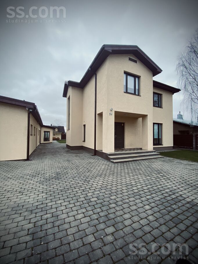 Inženieru 54, Ventspils un raj., Ventspils — maja