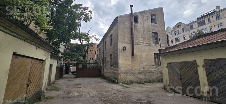 Ģertrūdes 75, Rīga — maja