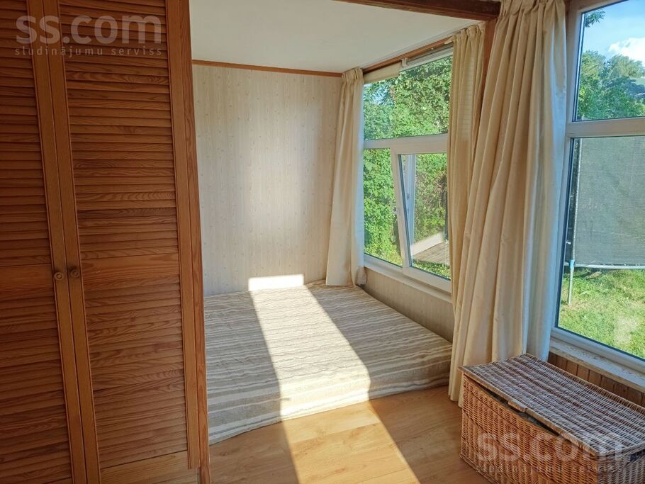 Dārziņu Krasta iela 18, Ogre un raj., Ogre — maja