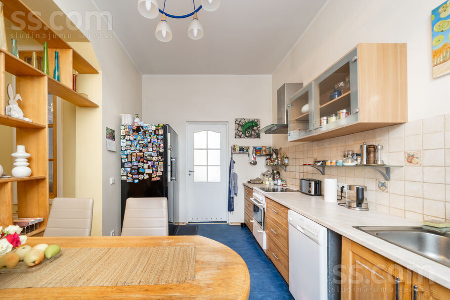 Meža prospekts 61, Jūrmala — maja