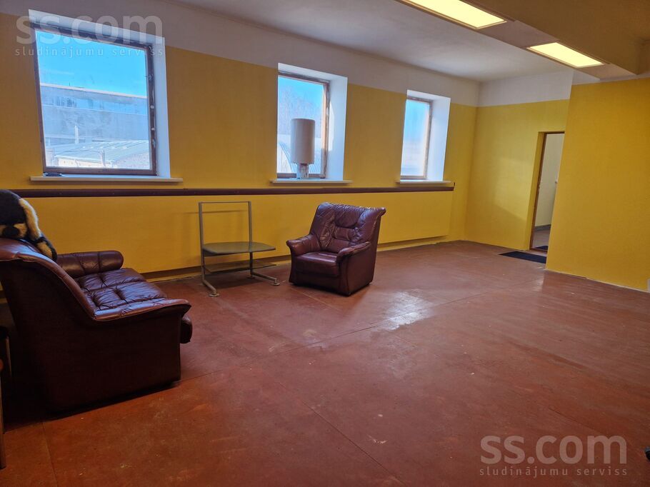 Baltā 3, Rīga, Iļģuciems — telpa