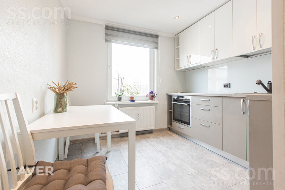 Asteru 4, Jelgava un raj., Jelgava — dzivoklis