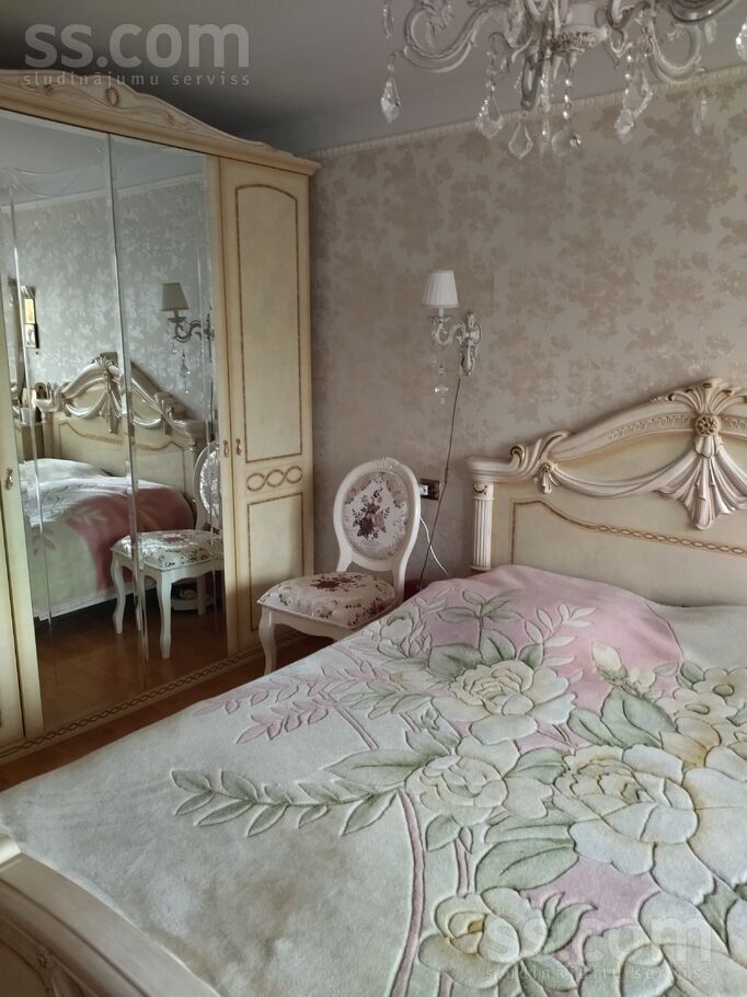 Viesītes 45, Jēkabpils un raj., Jēkabpils — dzivoklis