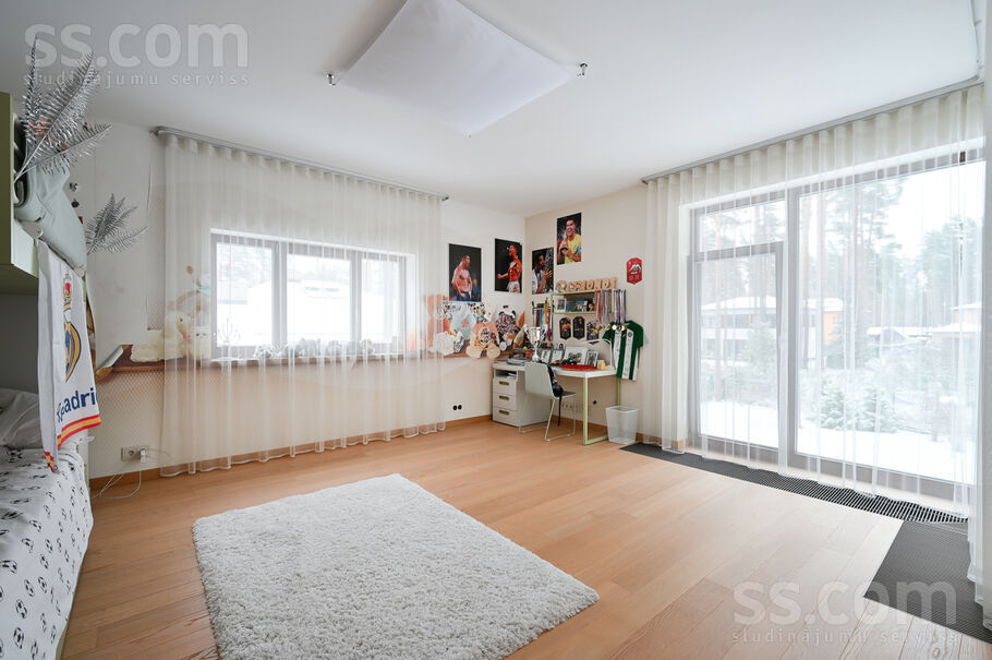 Katrinas 8, Baltezers, Rīgas rajons, Garkalnes nov. — maja