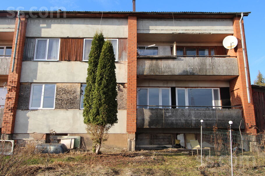 Ezerkrasta 1, Blonti, Ludza un raj., Blontu pag. — dzivoklis