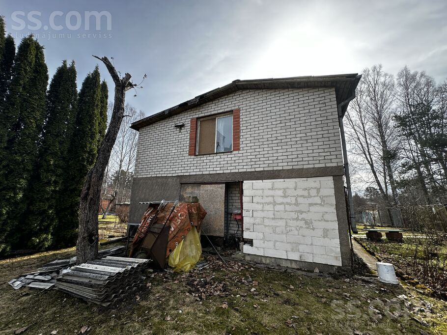 Roze 78, Roze, Rīgas rajons, Saulkrastu l. t. — maja