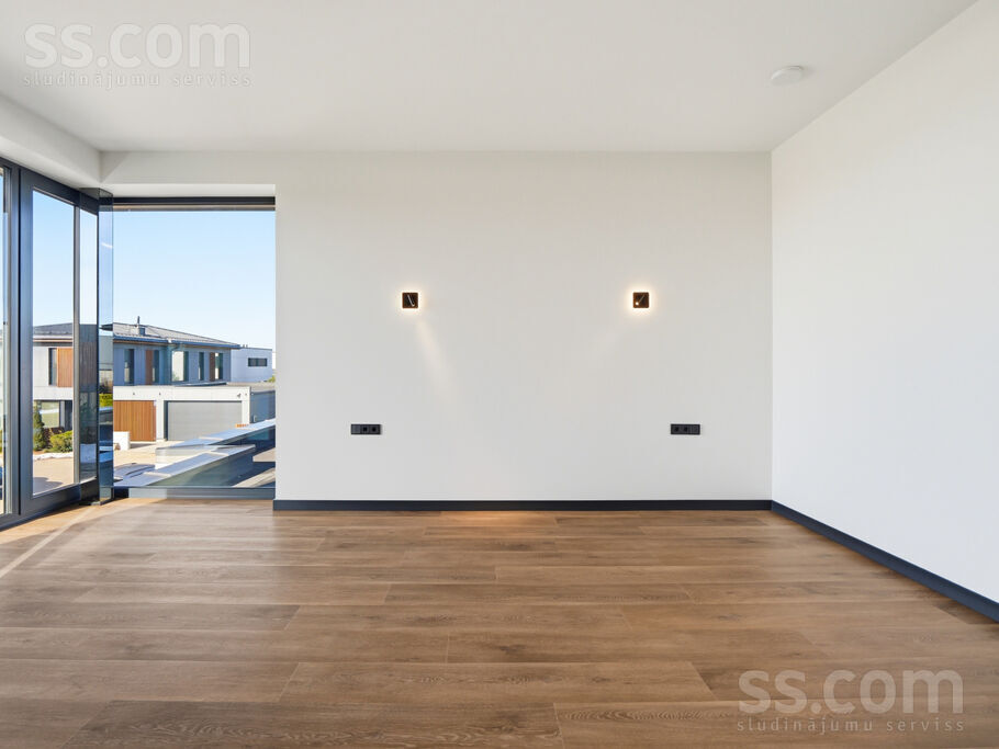 Nīcas 2, Piņķi, Rīgas rajons, Babītes pag. — maja