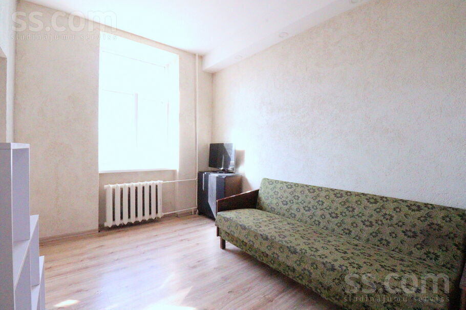 Dombrovska 11, Rīga — dzivoklis