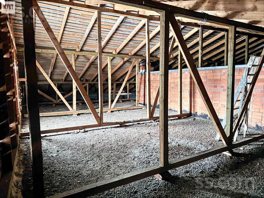 Lielupes iela 23, Jūrmala — maja