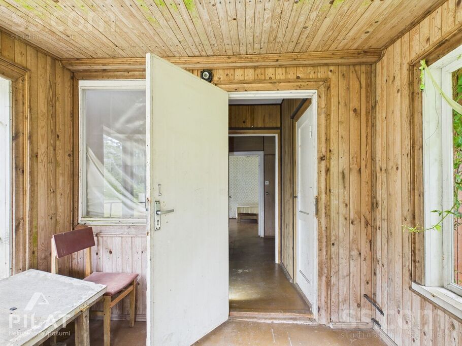 Roja, Roja, Talsi un raj., Rojas pag. — maja