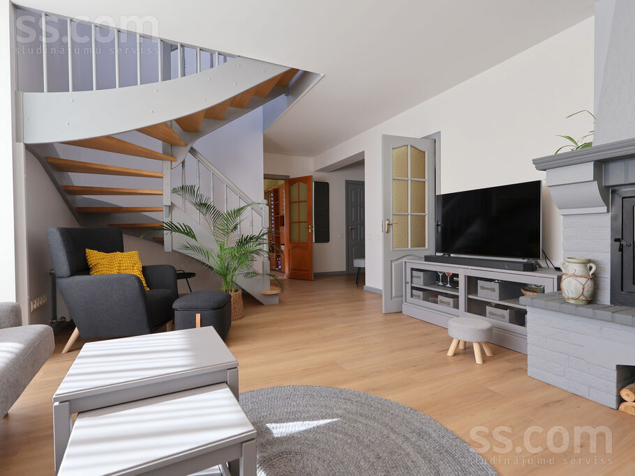 Zirņu iela 51, Liepāja un raj., Liepāja — maja