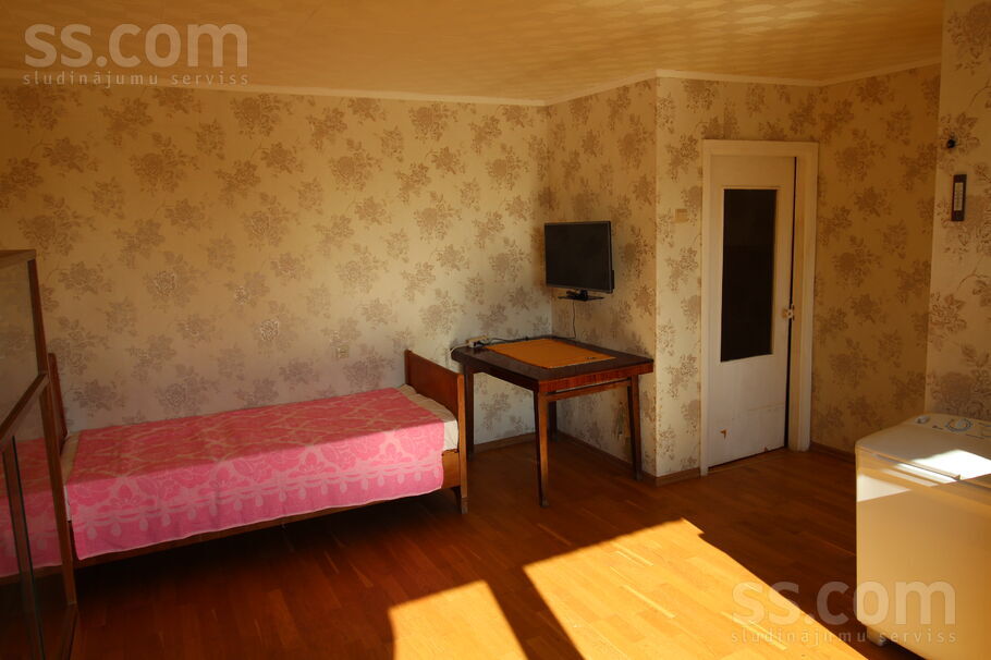 Zeļinska 13, Daugavpils un raj., Daugavpils — dzivoklis