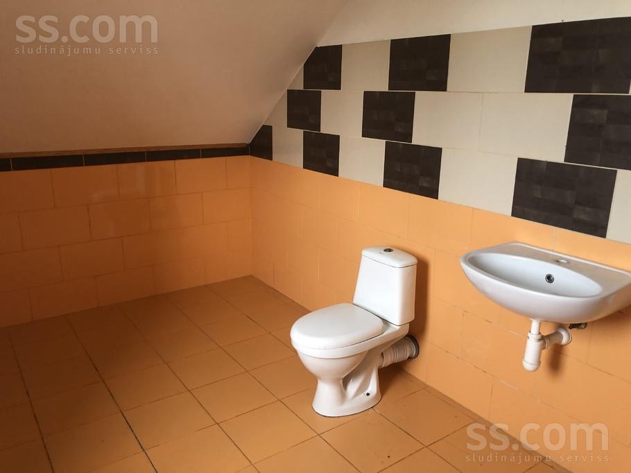 Tulpju iela 21, Rīgas rajons, Sigulda — maja