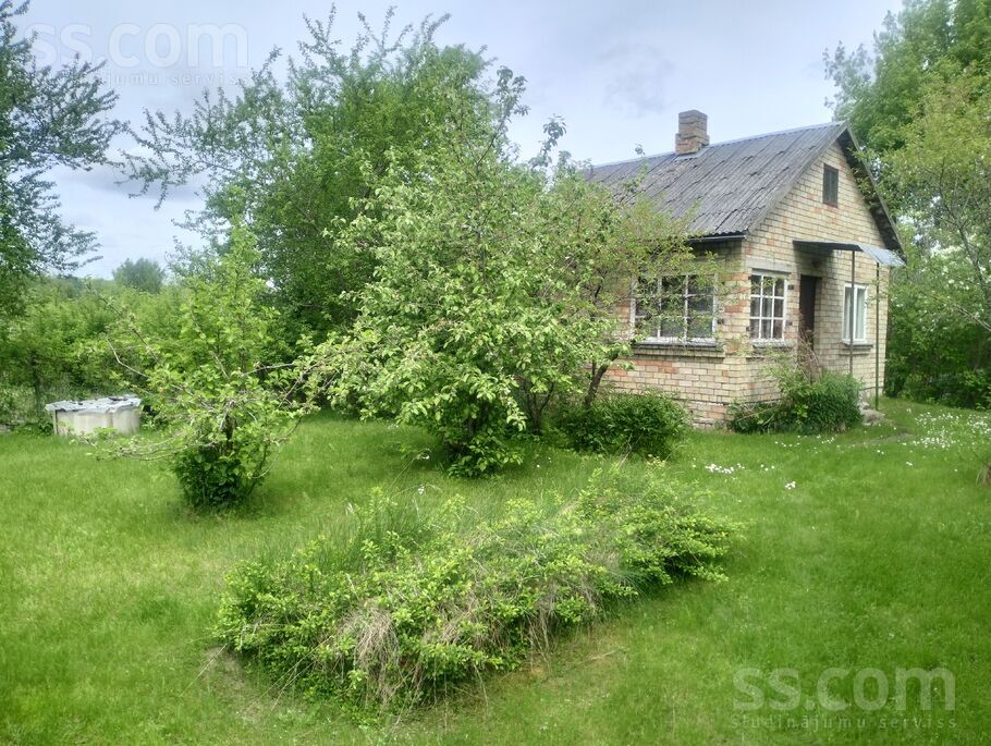 Apoga iela 8, Jelgava un raj., Jelgava — maja